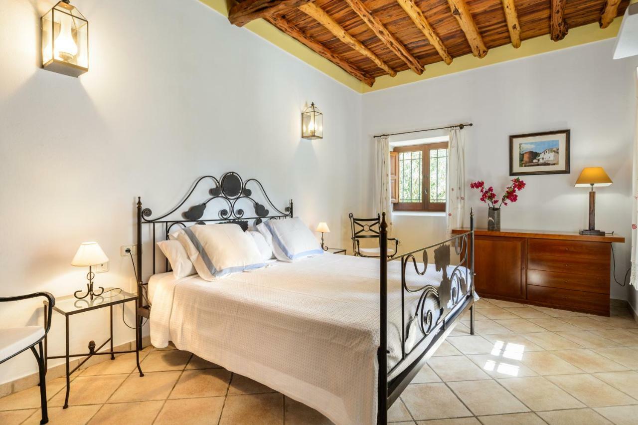 Villa Can Fita Puig D'en Valls Exterior photo